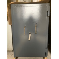 Сейф банківський Паритет CL V 100КК 5 клас вузький (Б/У)